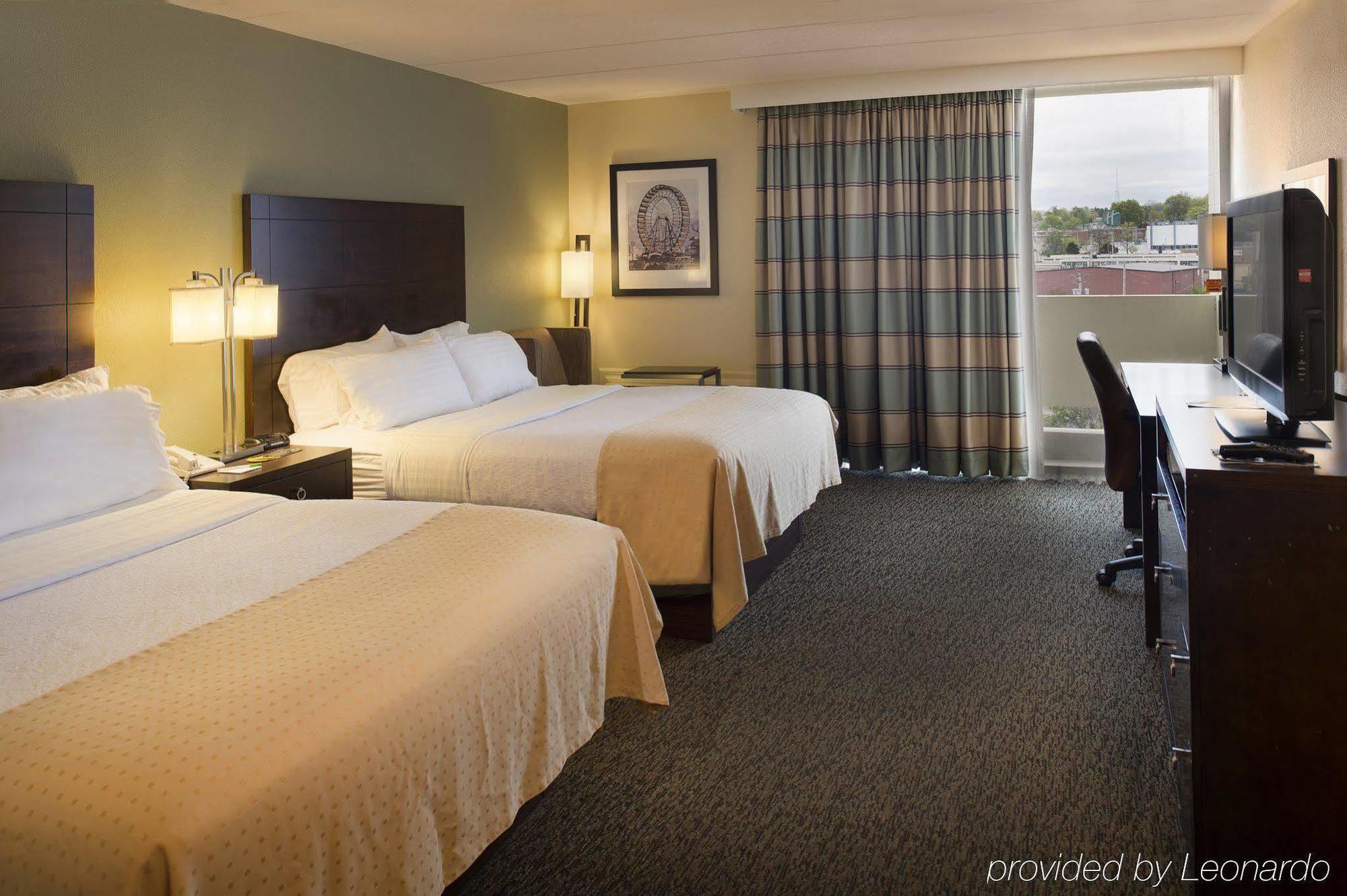 فندق Clifton Heightsفي  هوليداي إن سانت لويس-فورست بارك الغرفة الصورة